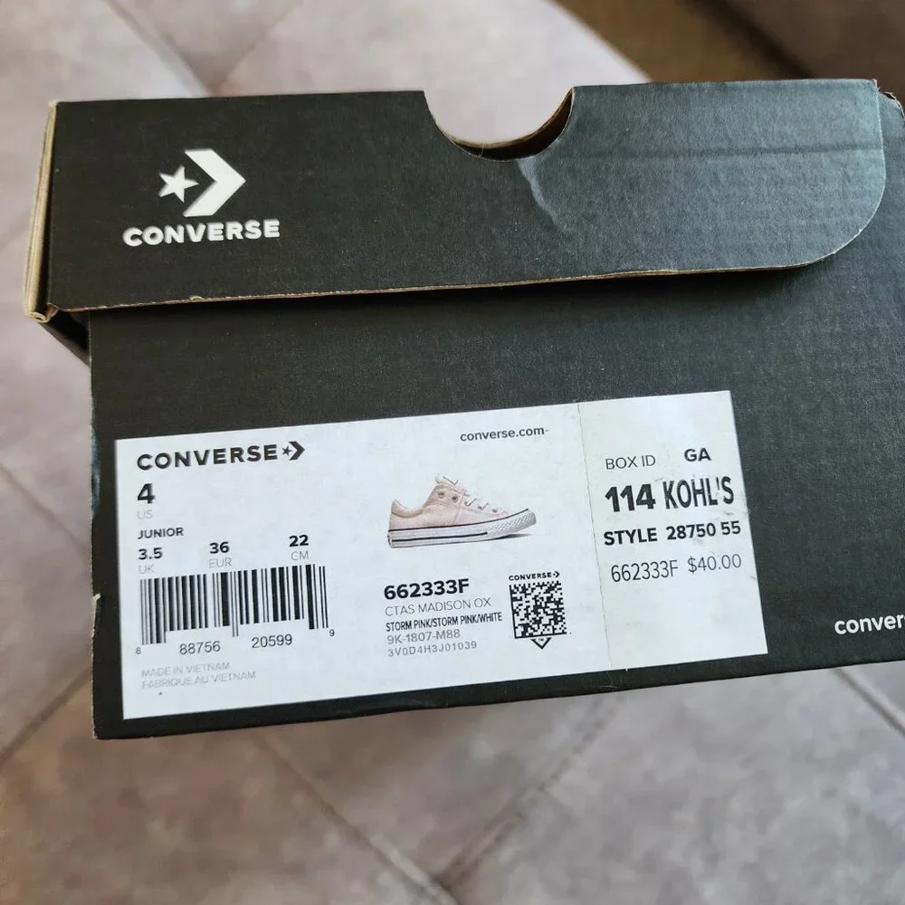 Converse Chuck Taylor All Star Madison Sneaker Junior Size 4